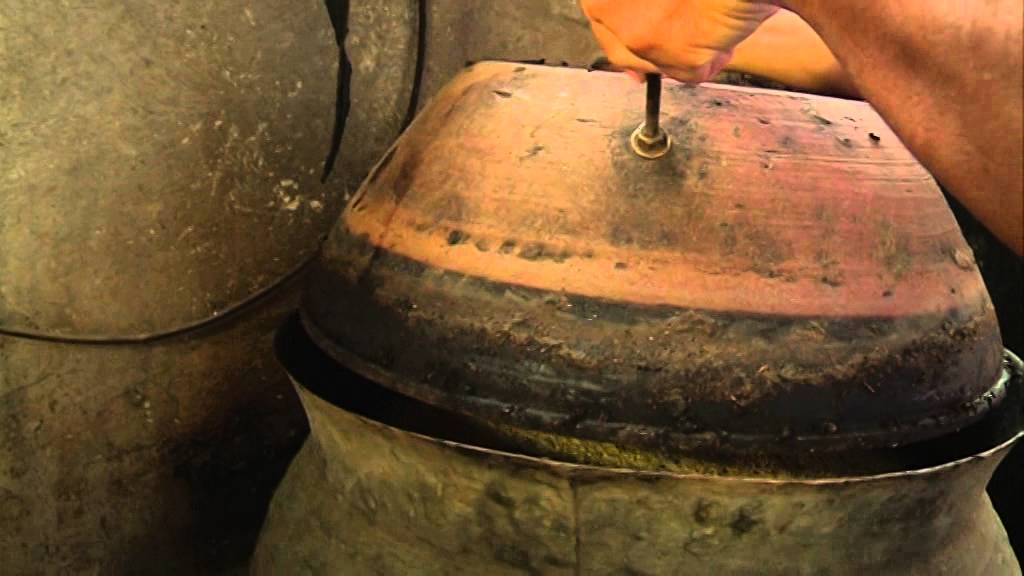 Nghề nấu rượu Làng Vân